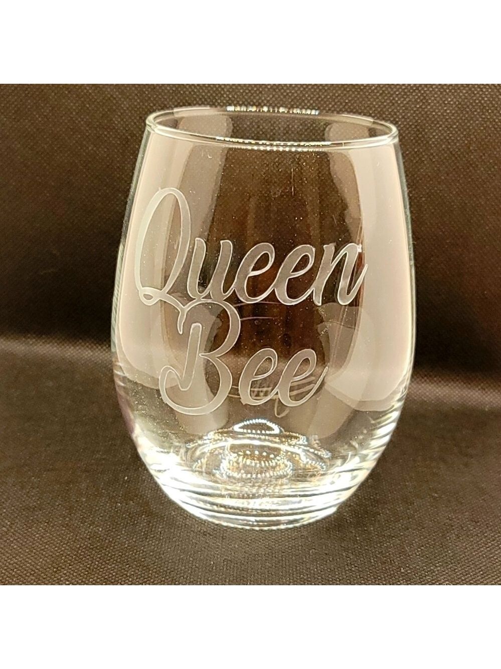 Custom Personalized Etched Stemless wine glass - Queen Bee